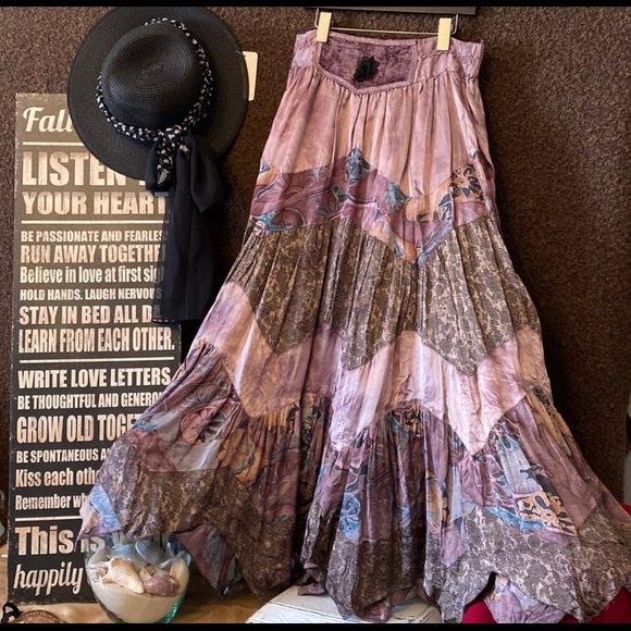 Not for sale…Gorgeous vintage maxi skirt - Picture 14 of 14